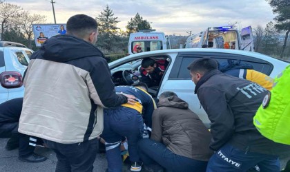 Dicle Üniversitesi yerleşkesinde kaza: 2 yaralı