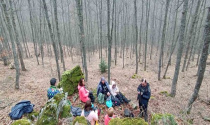 Doğa tutkunları karların erimesi sonrası oluşan manzarayı fotoğrafladı