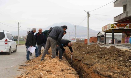 Erganide bazı mahallelere yeni içme suyu şebeke hattı