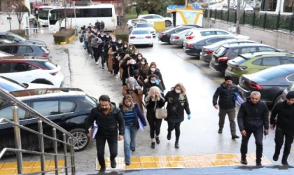 Eskişehir merkezli ’Barbie-ES’ fuhuş operasyonunda 18 şüpheli adliyede