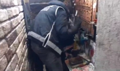 Evini silah imalathanesine çeviren zanlı yakalandı