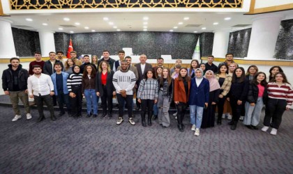 Geleceğin kamu yöneticileri Meram Belediyesi Meclisinde