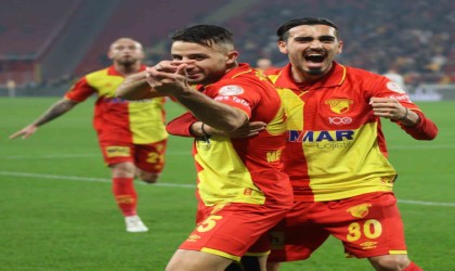 Göztepe, ikinci yarılarda açılıyor