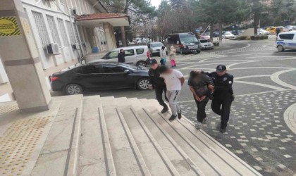 Hırsızlık yapan 2 kardeş tutuklandı