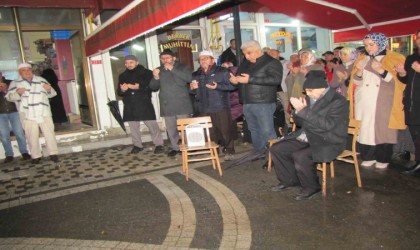 Hisarcık ve Emetten 40 kişilik yeni yılın ilk umre kafilesi dualarla uğurlandı