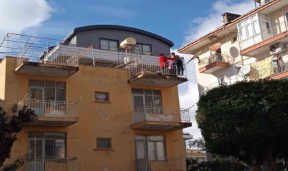 İntihar etmeye kalkışan genci ailesi ikna etti