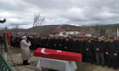 Kalbine yenik düşen uzman çavuş toprağa verildi
