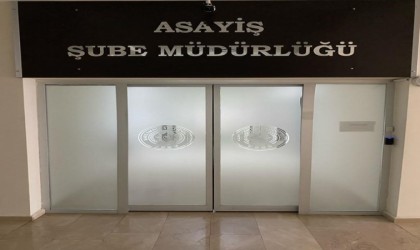 Karsta çeşitli suçlardan aranan 15 kişi yakalandı