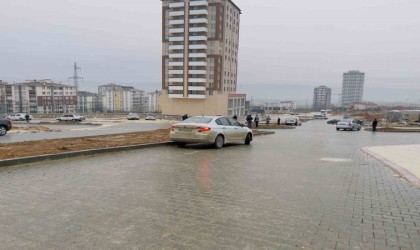 Kastamonuda buzlanma kazaları da beraberinde getirdi