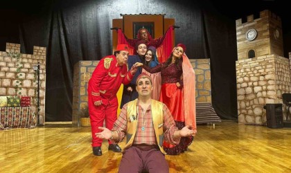 KBT sahnesinde ‘Bir Cümbüş Bin Telaşe