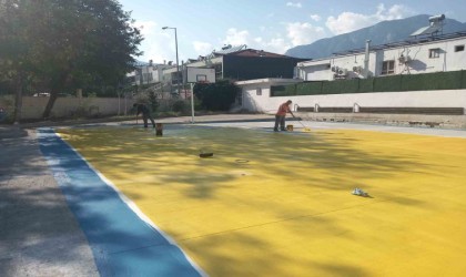 Kemer Belediyesinden okullara bakım