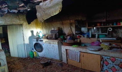 Keşanda yangın çıkan evde büyük hasar oluştu