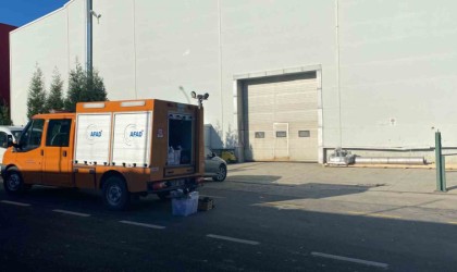 Kimyasal sızıntı alarmı: Gökyüzünü turuncu duman kapladı