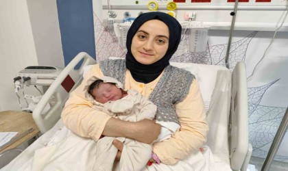 Kocaelide 2024ün ilk bebeği ‘Aybike oldu