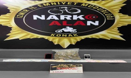 Konak polisinden zehir tacirlerine baskın: 4 gözaltı