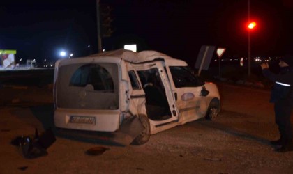 Konyada tır ile hafif ticari araç çarpıştı: 1 yaralı