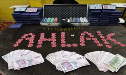 Kumar oynarken yakalanan 13 kişiye 83 bin 525 TL ceza