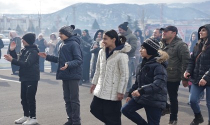 Kütahyada öğrenciler için “Geleceğin Sesi, Tatilin Ritmi” etkinliği