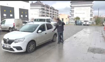 Kütahyada uyuşturucu satıcısı tutuklandı