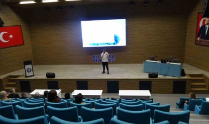 Kütahyalılara fotoğrafçılığı anlattı