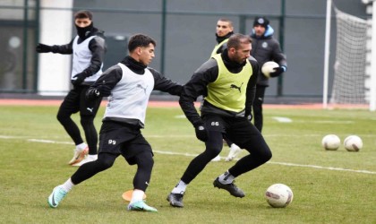 Manisa FKda Tuzlaspor maçı hazırlıkları devam ediyor