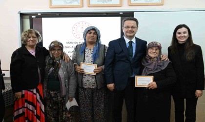 Manisada 301 bin öğrencinin yarıyıl tatili başladı