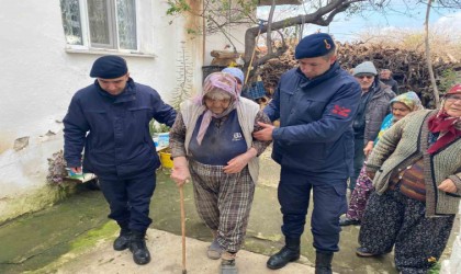 Manisada kayıp yaşlı kadından iyi haber: Jandarma ekipleri buldu