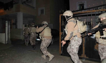 Mersinde kaçakçılık operasyonu: 13 gözaltı