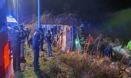 Mersin’de yolcu otobüsü devrildi: 9 ölü, 30 yaralı / Ek fotoğraflar