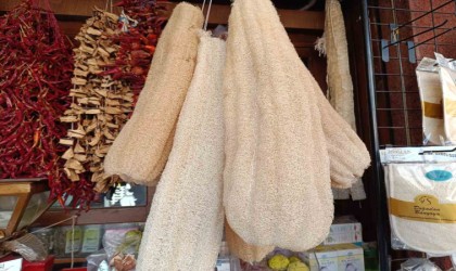 Mutfaklarda bulaşık süngeri yerine kabak lifi kullanımı yaygınlaşıyor