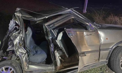 Otomobil ile işci servisi çarpıştı: 7 yaralı