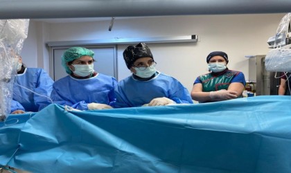 Pulmoner kapağındaki darlık ilk defa gerçekleştirilen yöntemle giderildi