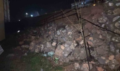 Safranboluda sitenin istinat duvarı çöktü