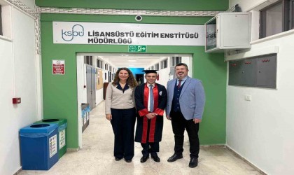 Sağlık Bilimleri Fakültesi ilk tezli yüksek lisans mezunlarını verdi