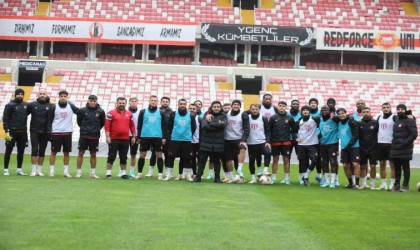 Sivasspor gazeteciler gününü kutladı