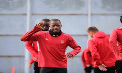 Sivasspor ile yollarını ayıran Kader Keita CFR Cluja transfer oldu