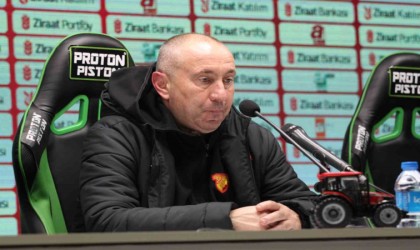 Stanimir Stoilov: Rakibimizden çok daha fazla gol fırsatı yakaladık