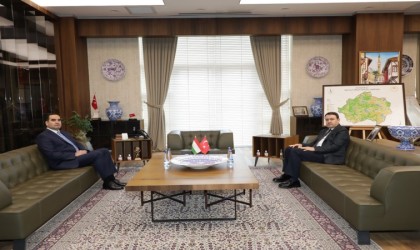 Tacikistan Büyükelçi Ashrafjon Gulov Kütahyada