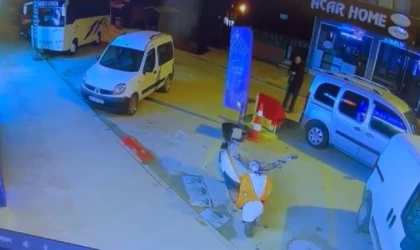 Tekel bayisine pompalı tüfekle saldırı kamerada