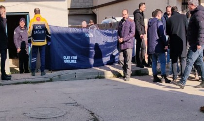 Tüfekle başından vurulmuş halde ölü bulundu