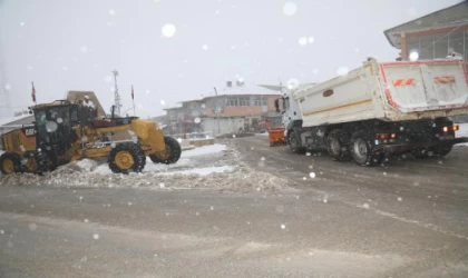 Van’da 429 yerleşim yerinin yolu ulaşıma kapandı/ Ek fotoğraflar