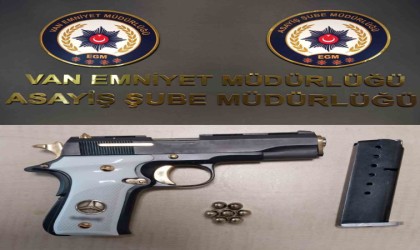 Vanda değişik suçlardan 37 kişi tutuklandı