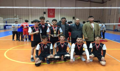 Voleybol Genç Erkekler Kayseri Şampiyonu Elit Voleybol oldu