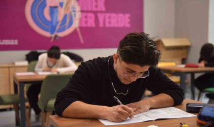 Yıldırımdan gençlere YTY desteği