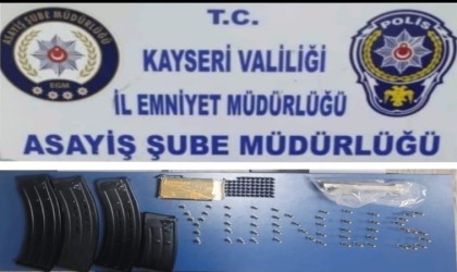 Yunuslardan kaçamadılar: 56 adet tabanca fişeği ve uyuşturucu ele geçirildi