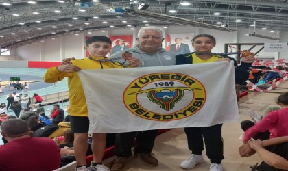 Yüreğirli atletlerden Türkiye rekoru