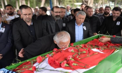 Adana Büyükşehir Belediye Başkanı Karalar’ın özel kalem müdür vekili için tören düzenlendi (3)