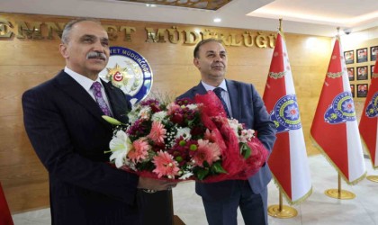 Adana Emniyetinde devir teslim yapıldı