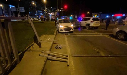 Alkollü halde kaza yapan kurum müdürü, kavgada silahını gösterdiği iddiasıyla adliyeye sevk edildi