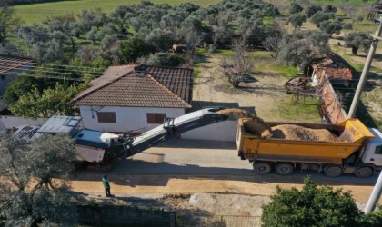 Aydın Büyükşehir Belediyesinin Germencikteki çalışmaları sürüyor